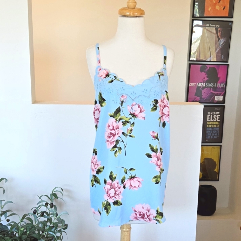 🏷️TORRID Sophie Georgette Embroidered Cami Garden Blooms Size 2X - Picture 5 of 9